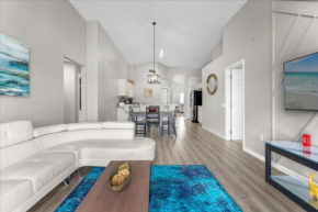 4 Bedroom- 2 Bathroom Manors Westridge 411 Ld